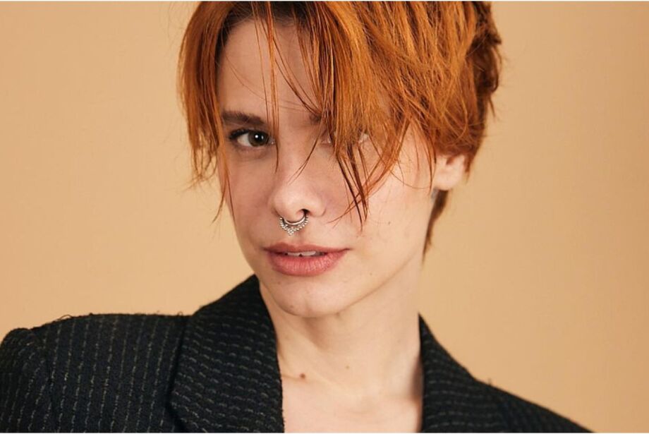 Capa B+: Entrevista exclusiva com a ex-paquita Stephanie Louren&ccedil;o 