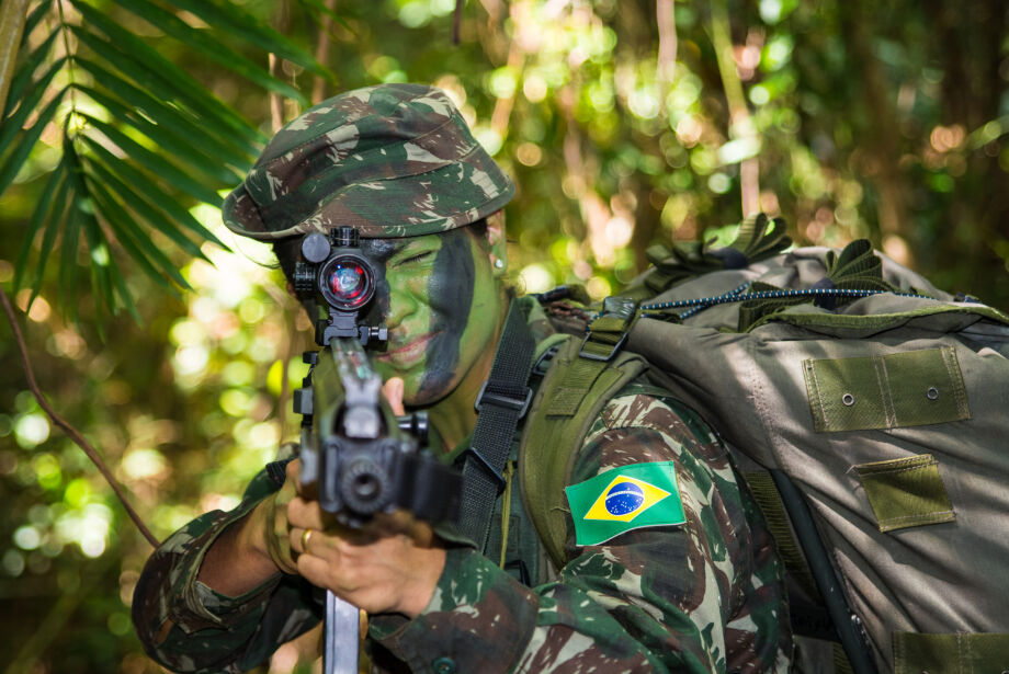Alistamento militar feminino est&aacute; dispon&iacute;vel at&eacute; junho