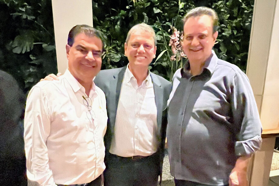 Nelsinho Trad, Tarcísio de Freitas e Gilberto Kassab, durante reunião na cidade de São Paulo (SP)