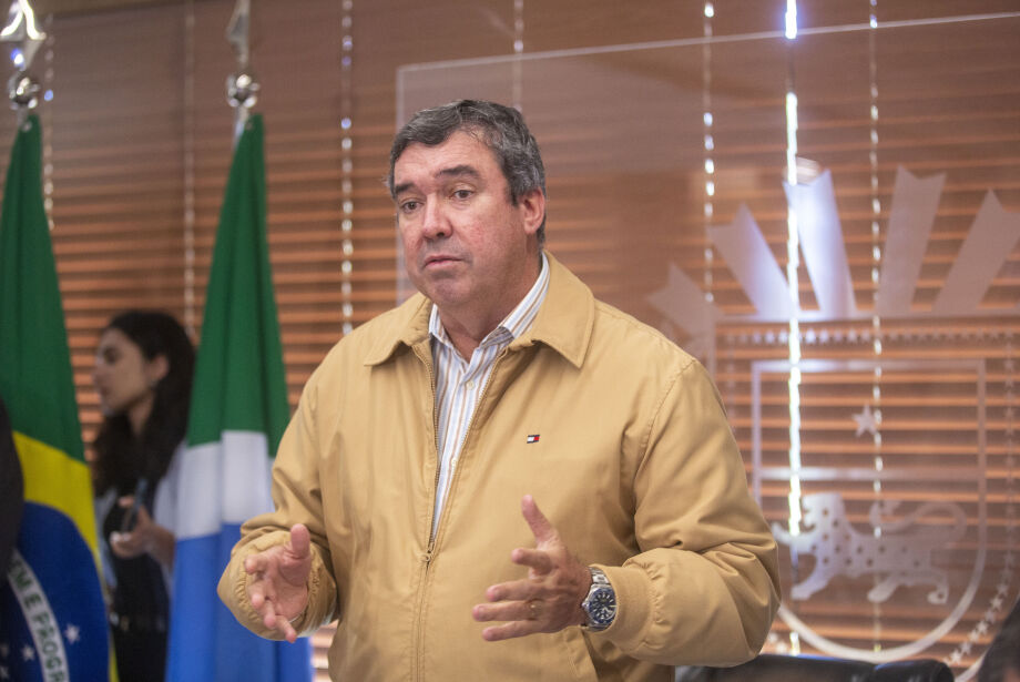 Governador defendeu uma solução "no âmbito da diplomacia, da conversa"