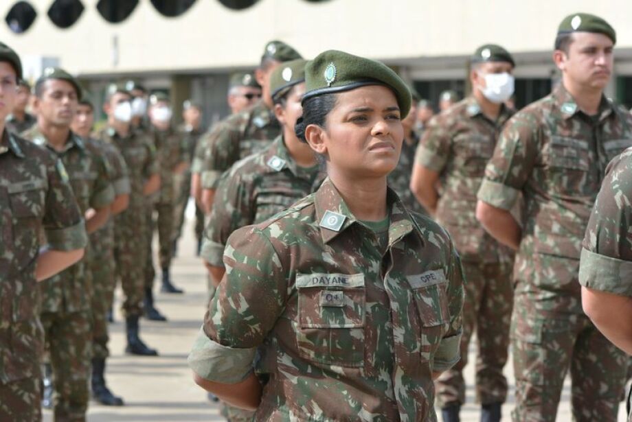 Em Mato Grosso do Sul, 722 jovens que nasceram em 2007 fizeram o alistamento militar, aberto pela primeira vez para mulheres no Brasil neste ano