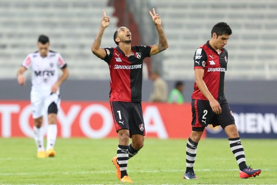 Santos joga mal e se complica na Libertadores 