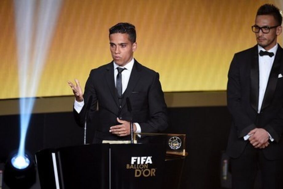 Wendell Lira, vencedor do Prêmio Puskás, é demitido do Vila Nova