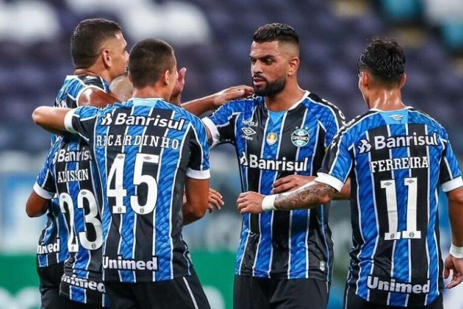 SÉRIE B TEM 8 TIMES BRIGANDO PELO ACESSO E 5 EQUIPES FUGINDO DA QUEDA PARA  A SÉRIE C 