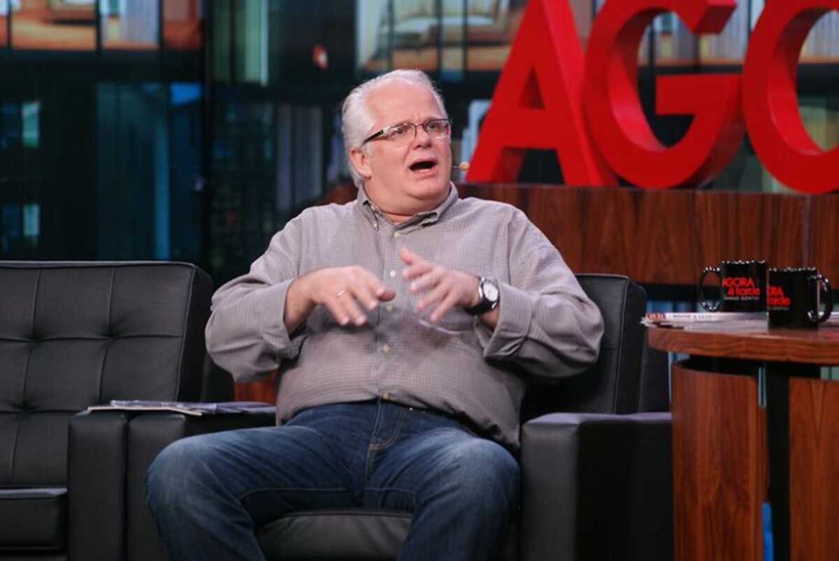 Morre ufólogo A.J. Gervaerd, aos 60, no Paraná - Correio do Estado