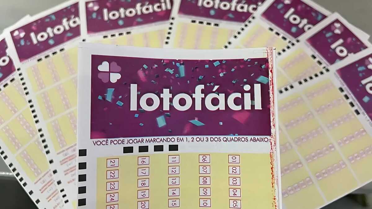 Resultado da Lotofácil de hoje, concurso 3301, quinta-feira (23/01)