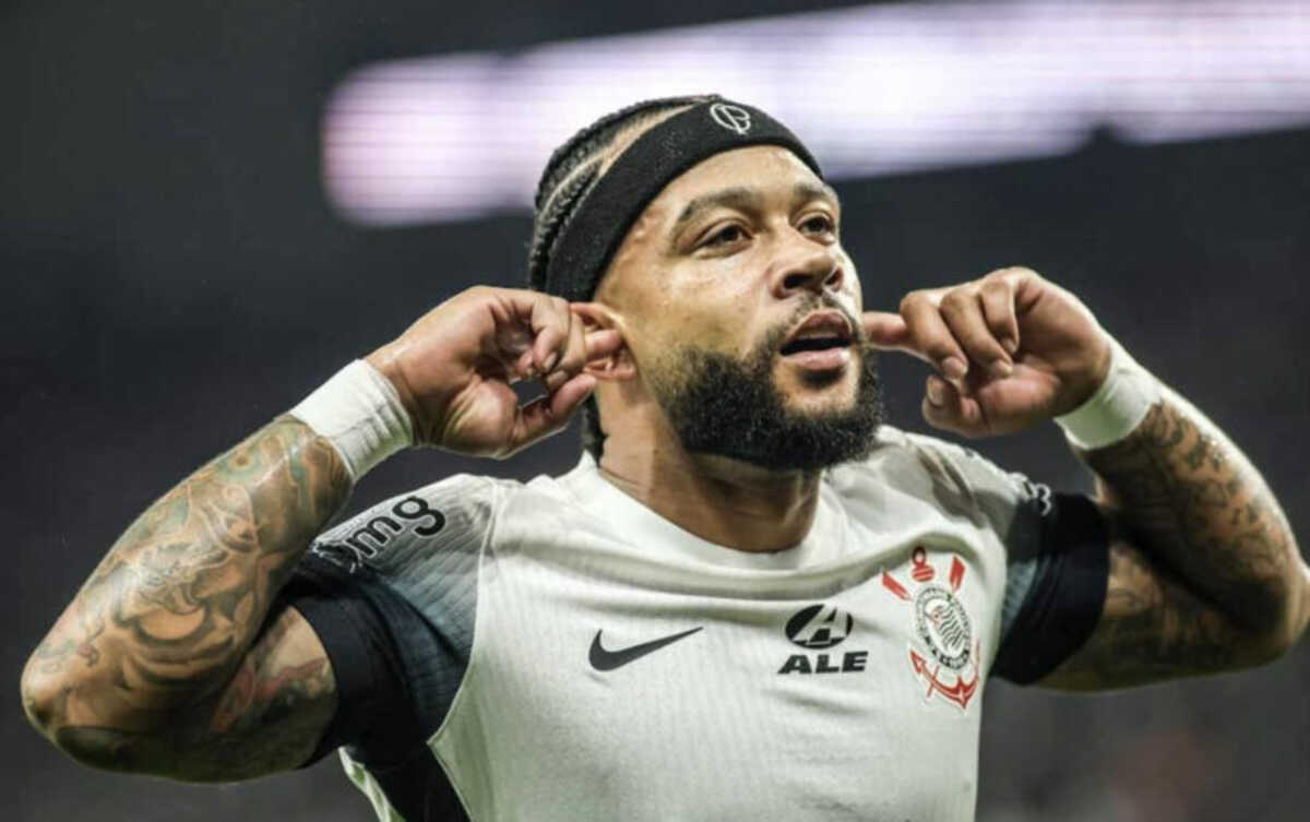 Memphis publica mensagem em meio à renovação com Corinthians: 'Grandeza está a se revelar'