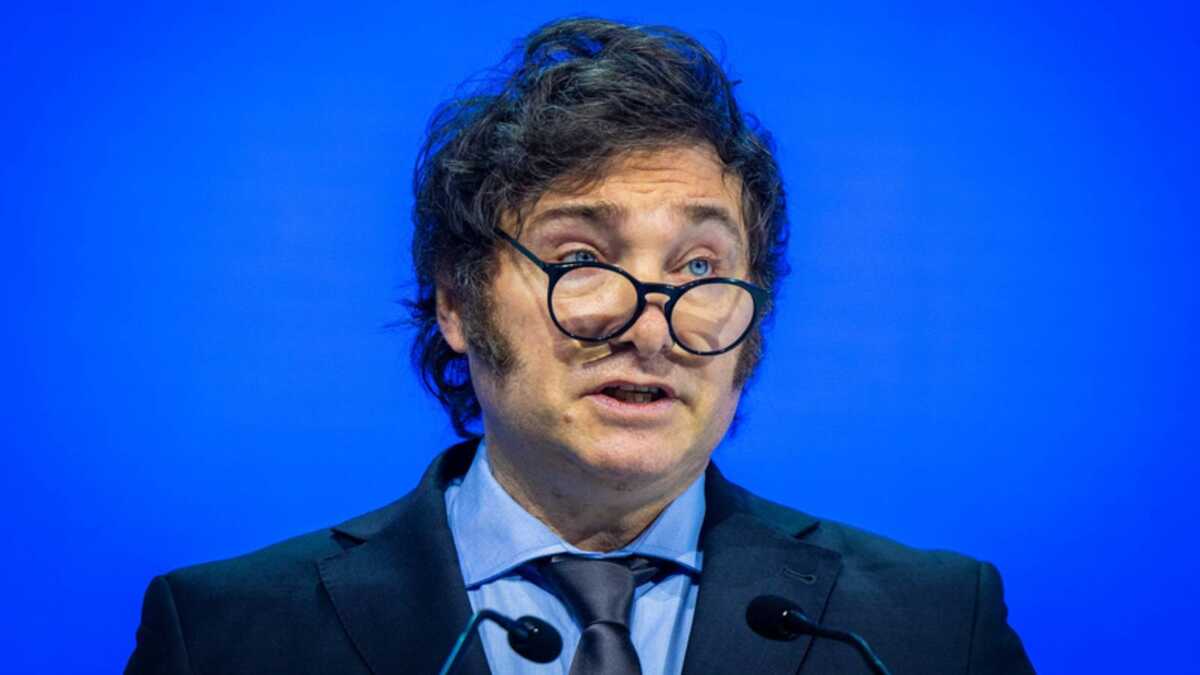 Governo brasileiro chama embaixador na Argentina para consultas após ataques de Milei