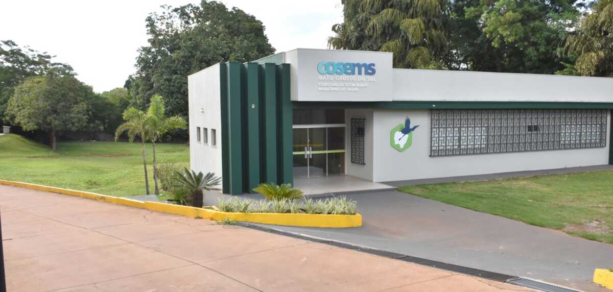 Associao de prefeitos de MS levanta prédio em área de preservao