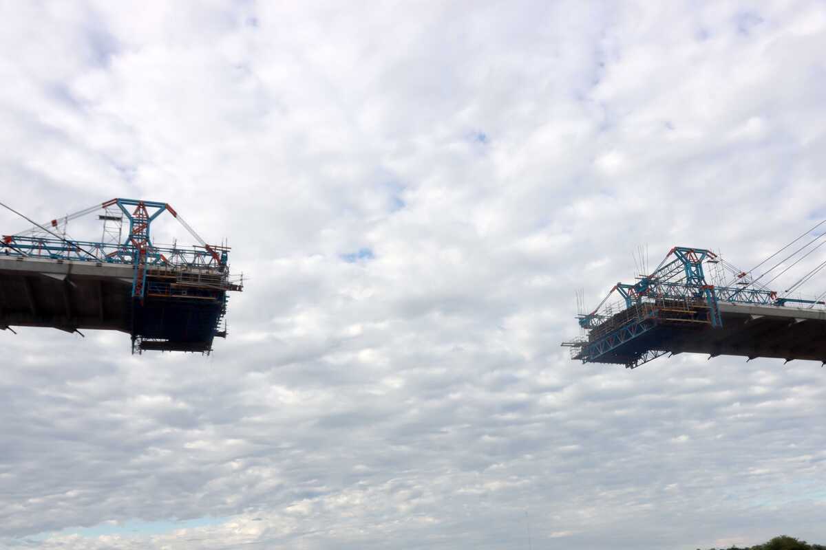 Ponte da Rota Bioce&acirc;nica deve ligar Brasil e Paraguai em 60 dias