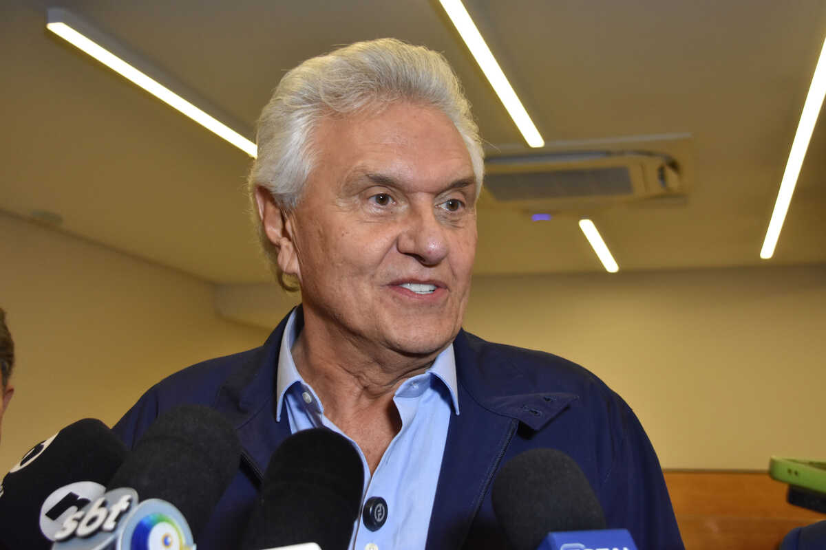 Caiado diz que Lula e Bolsonaro são adversários da população e fala em desordem institucional