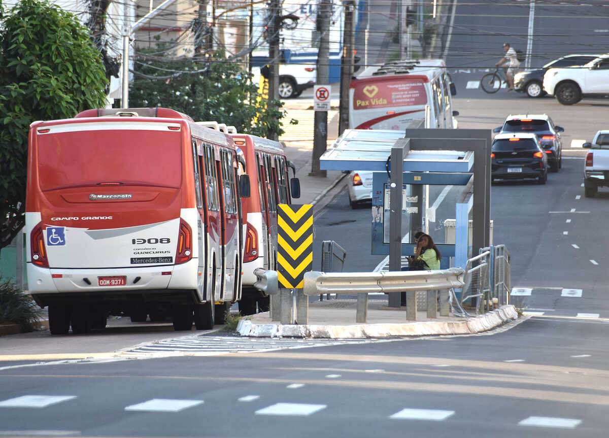 Ministério Público abre procedimento para fiscalizar segurança em corredores de ônibus
