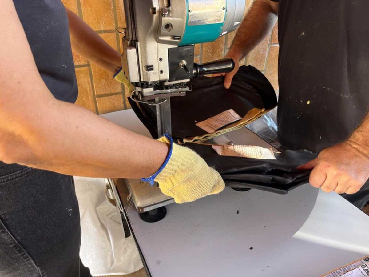 Polícia Federal acompanha destruição de 549 coletes à prova de bala em MS 