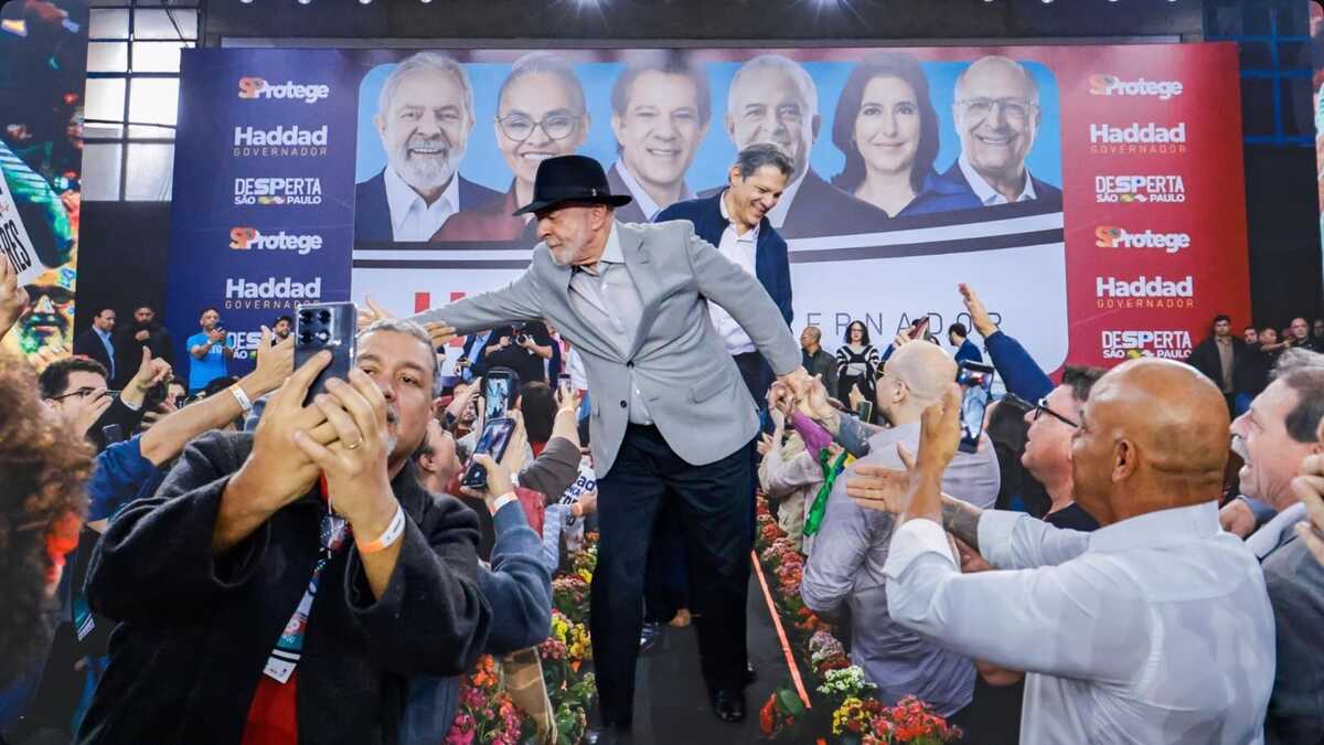 Lula usa convenção de Haddad para mandar recado: 'não meta o dedo nas nossas eleições'