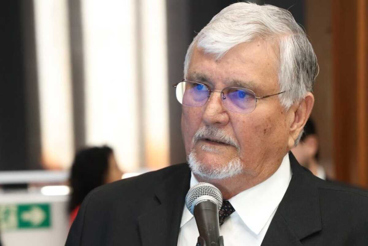 Zeca do PT chama Bolsonaro de "canalha" e provoca discussão em reunião em MS 