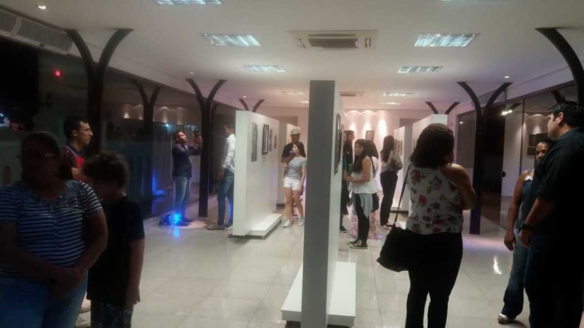 Exposição gratuita é opção para quem gosta de arte em Campo Grande