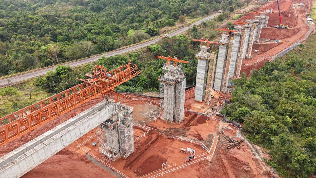 Arauco anuncia conclusão de 51% das obras da ferrovia em MS