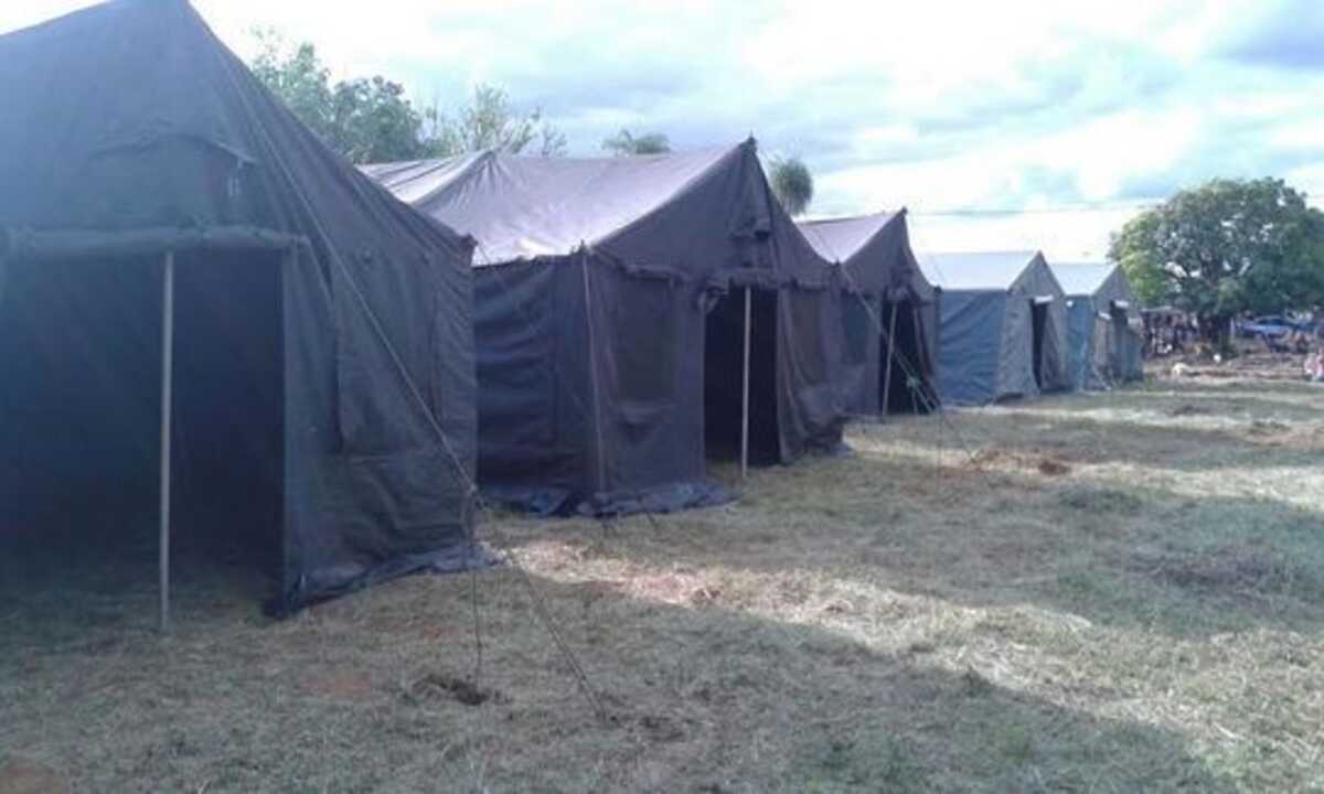 Tendas Do Ex rcito Prontas Para Situa es De Emerg ncia No Vespasiano tendas-do-ex-rcito-prontas-para-situa-es-de-emerg-ncia-no-vespasiano