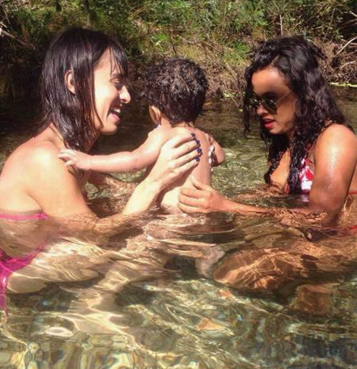 Mulher transexual realiza sonho de ter filho com a melhor amiga