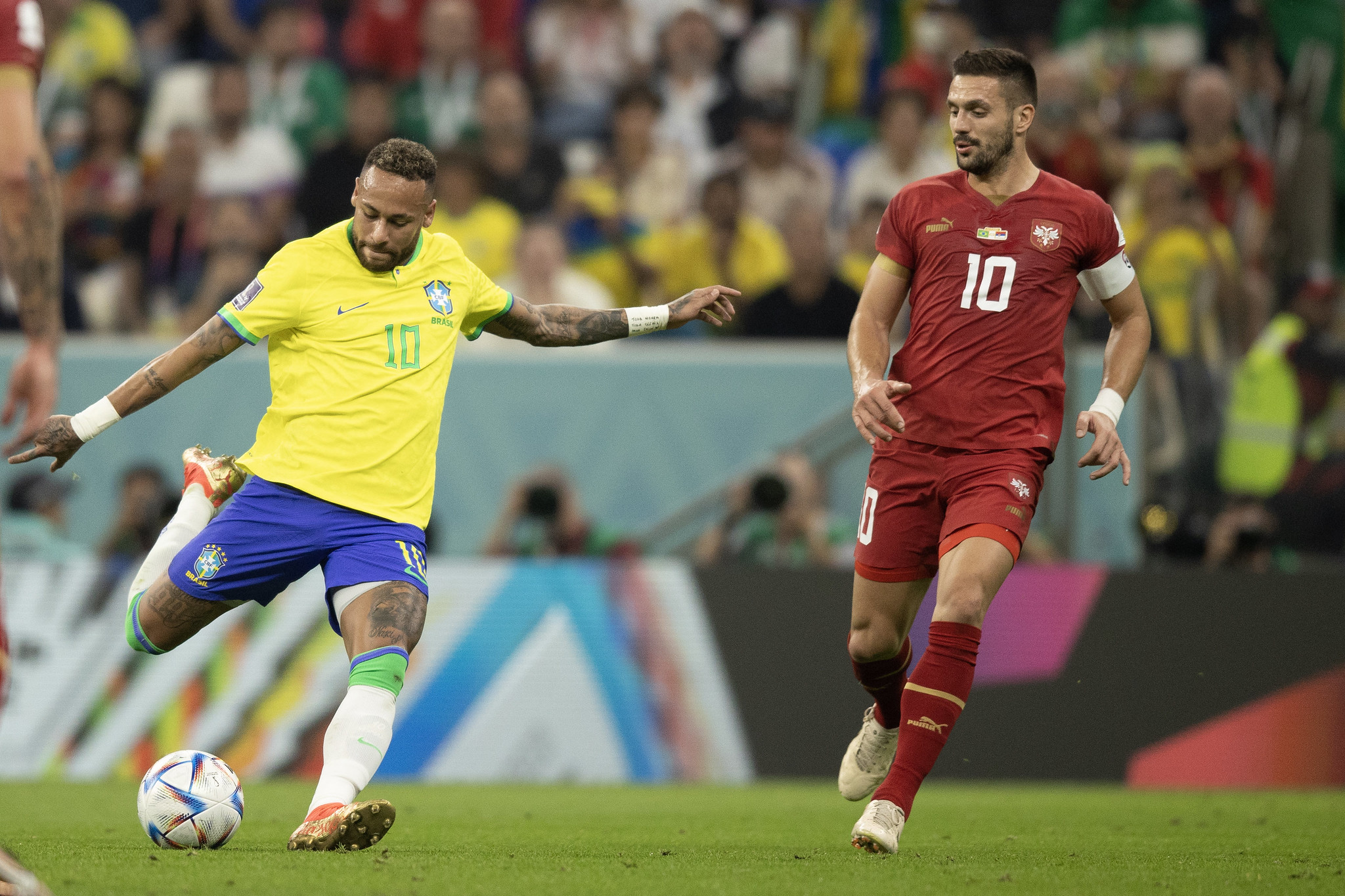 Neymar ainda não voltou a frequentar CT e seleção é cautelosa com oitavas