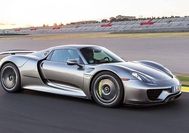 Porsche 918 Spyder 