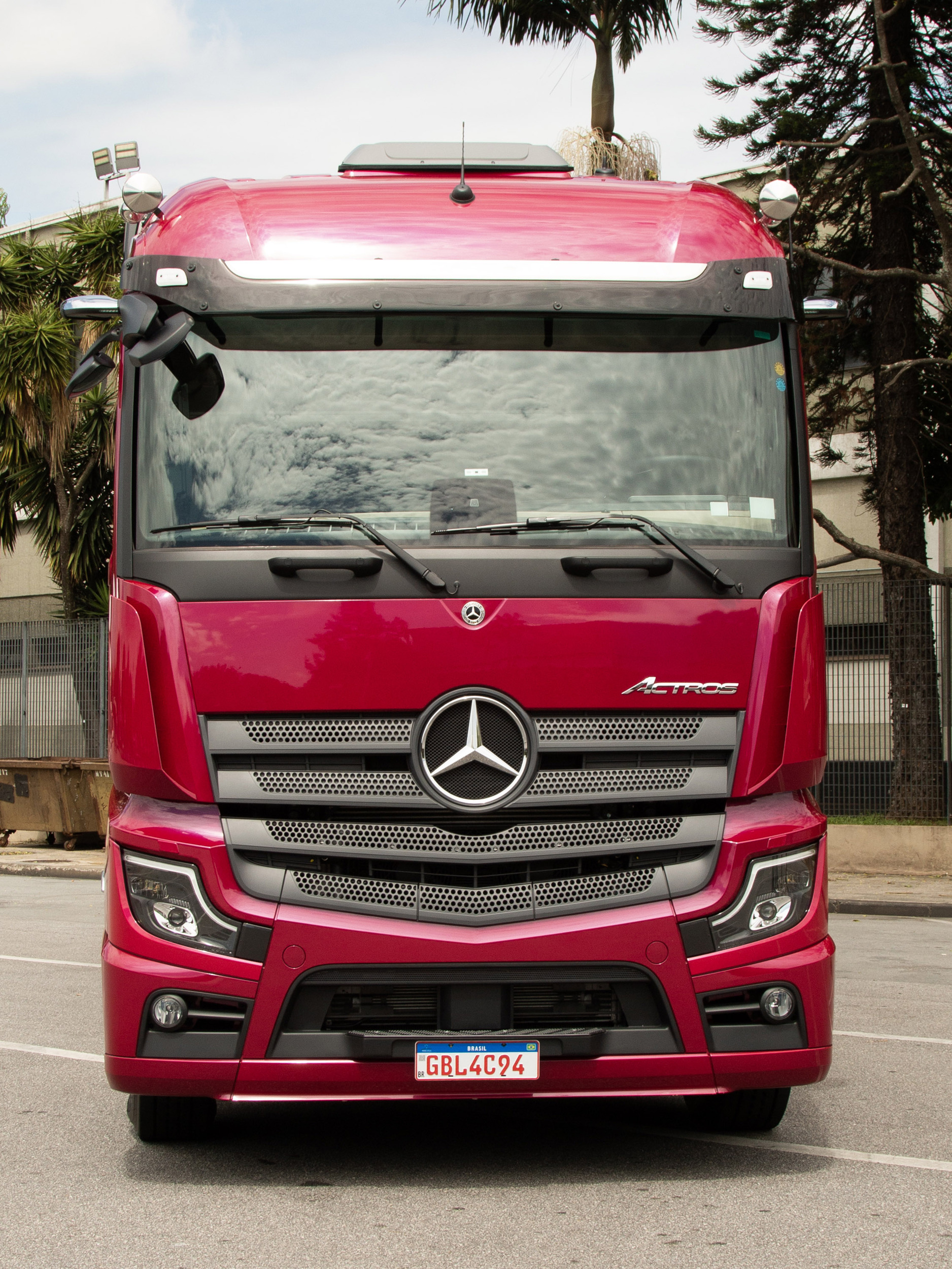 Novo Mercedes-Benz Actros 