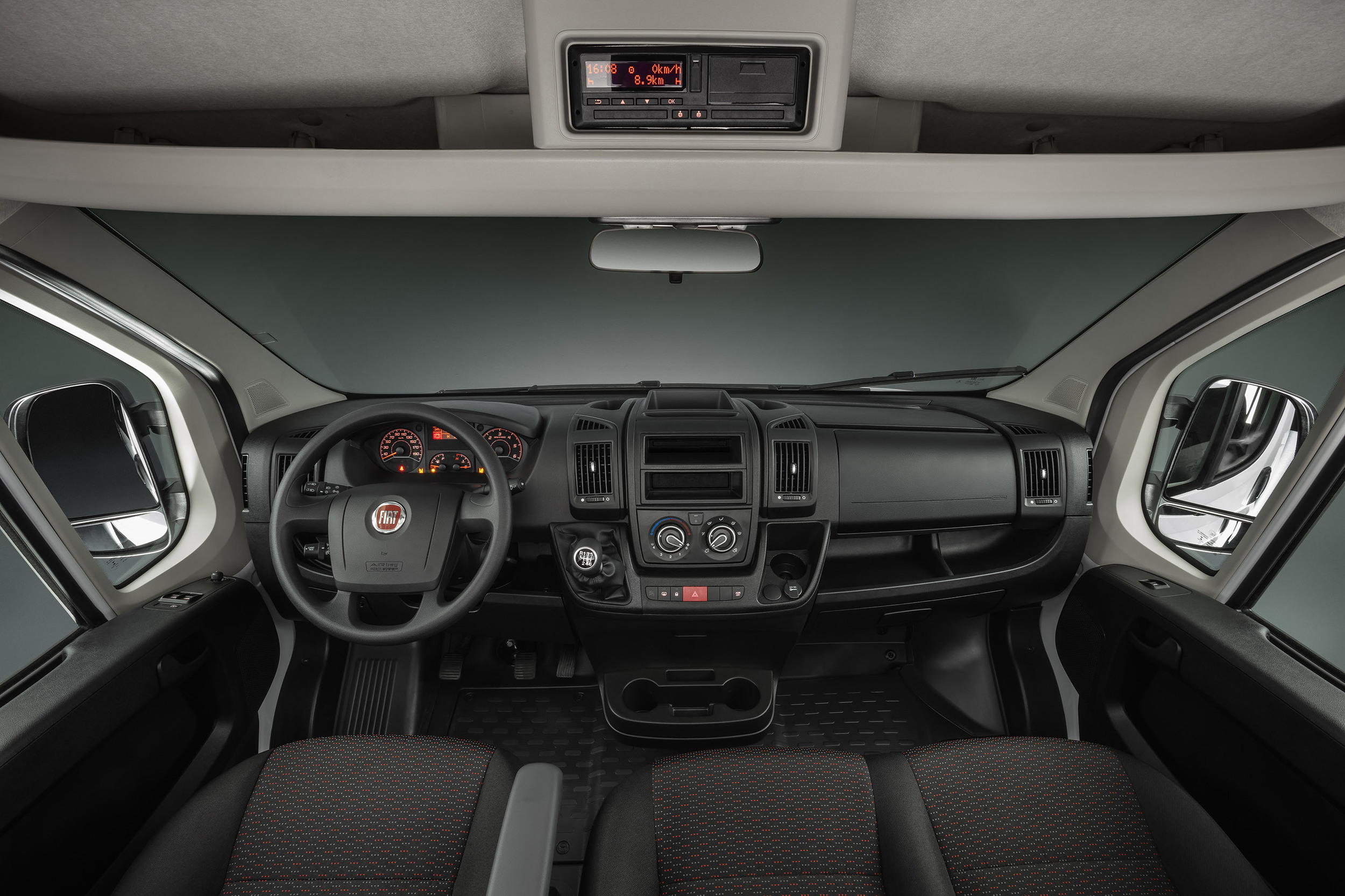 Interior do Fiat Ducato