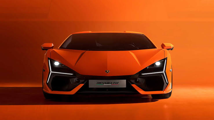Novo Lamborghini Revuelto 