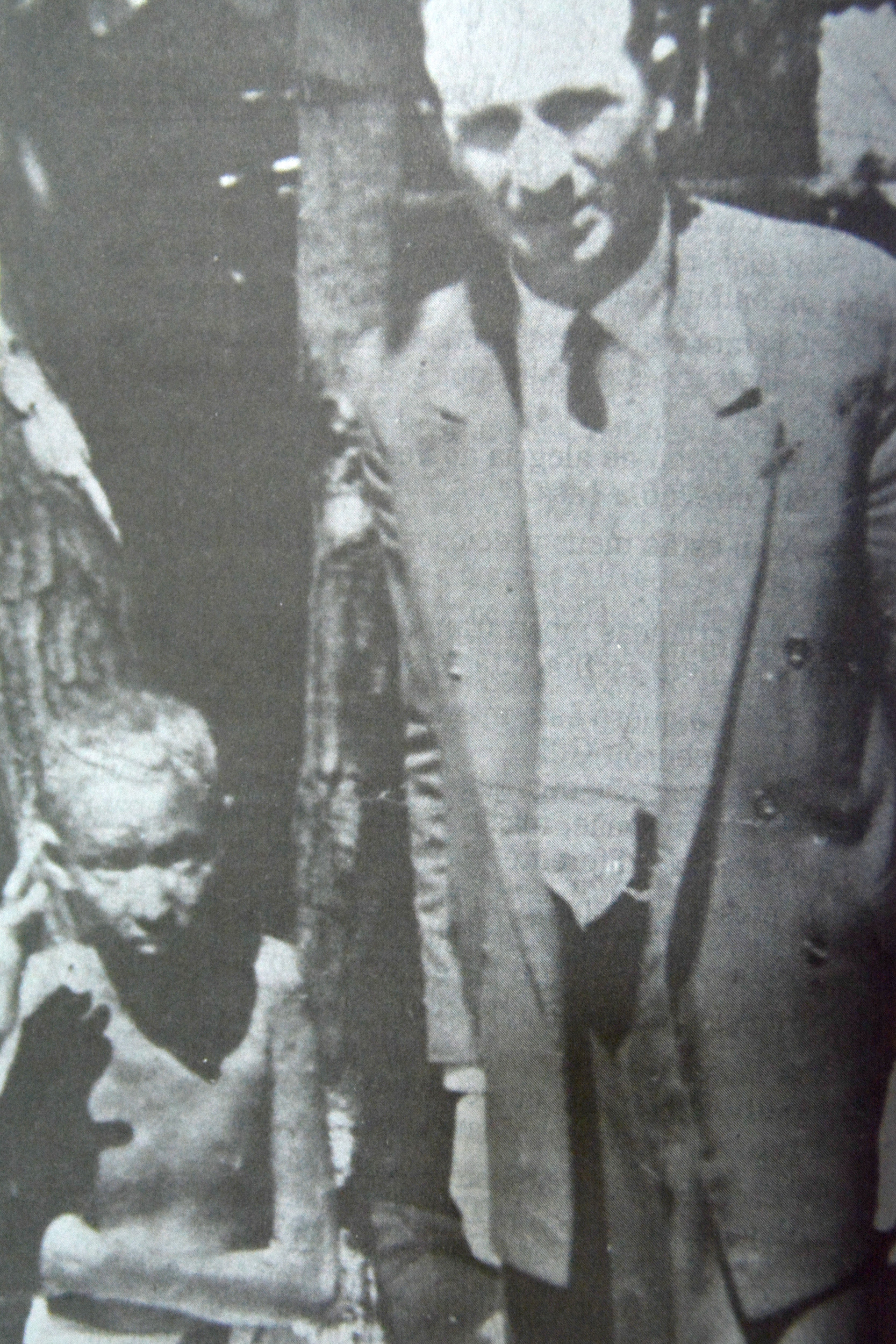 Pastor Alfredo Barbosa e Corina, menina que foi a 1ª paciente 