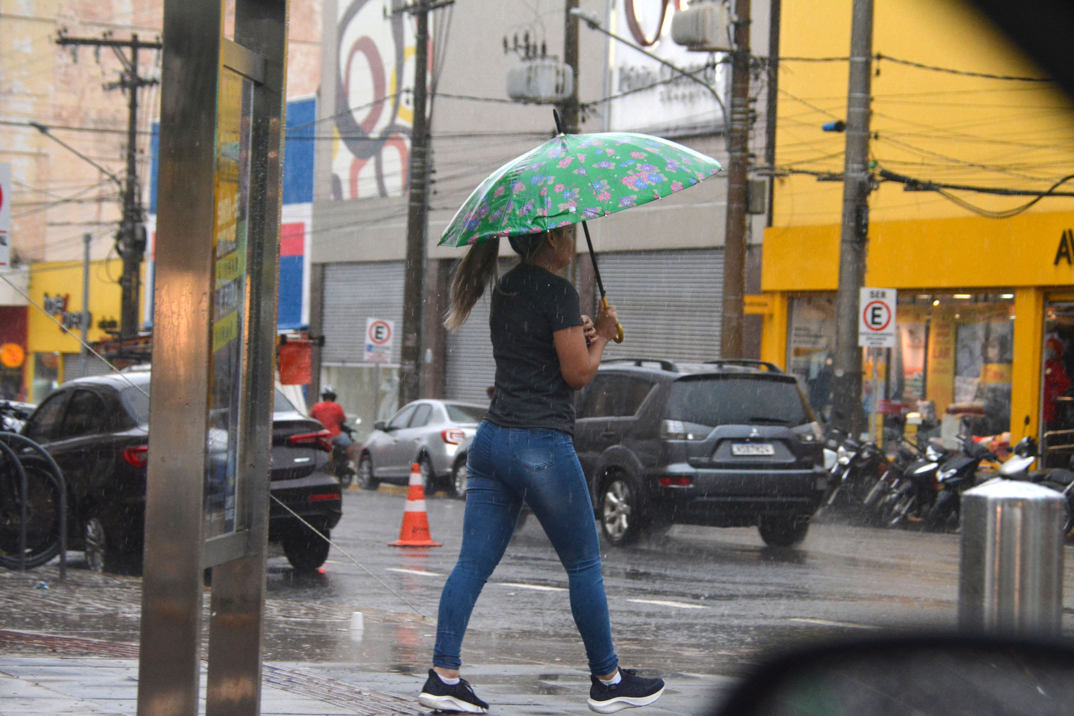 São José dos Campos registra 2 dias de chuva em meia hora