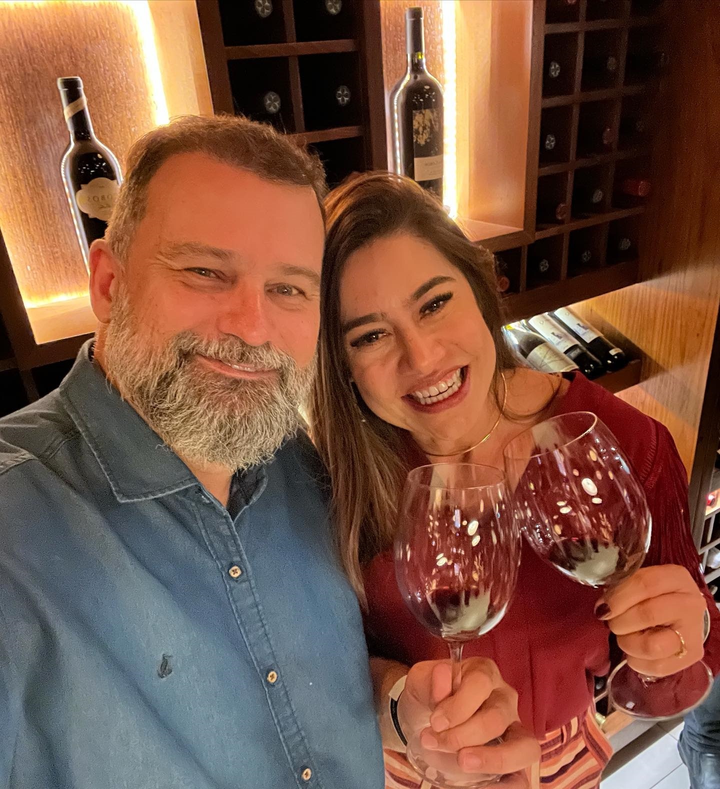 Paulo Cruz e Scheila Canto