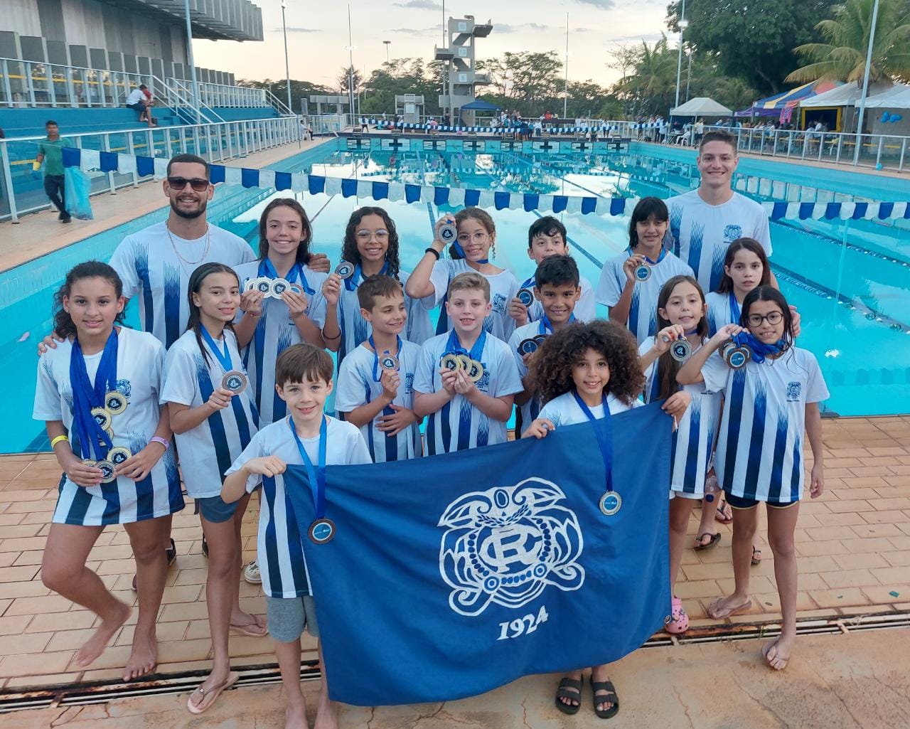 Praia Clube sedia Campeonato Brasileiro Infantil de Natação 2022