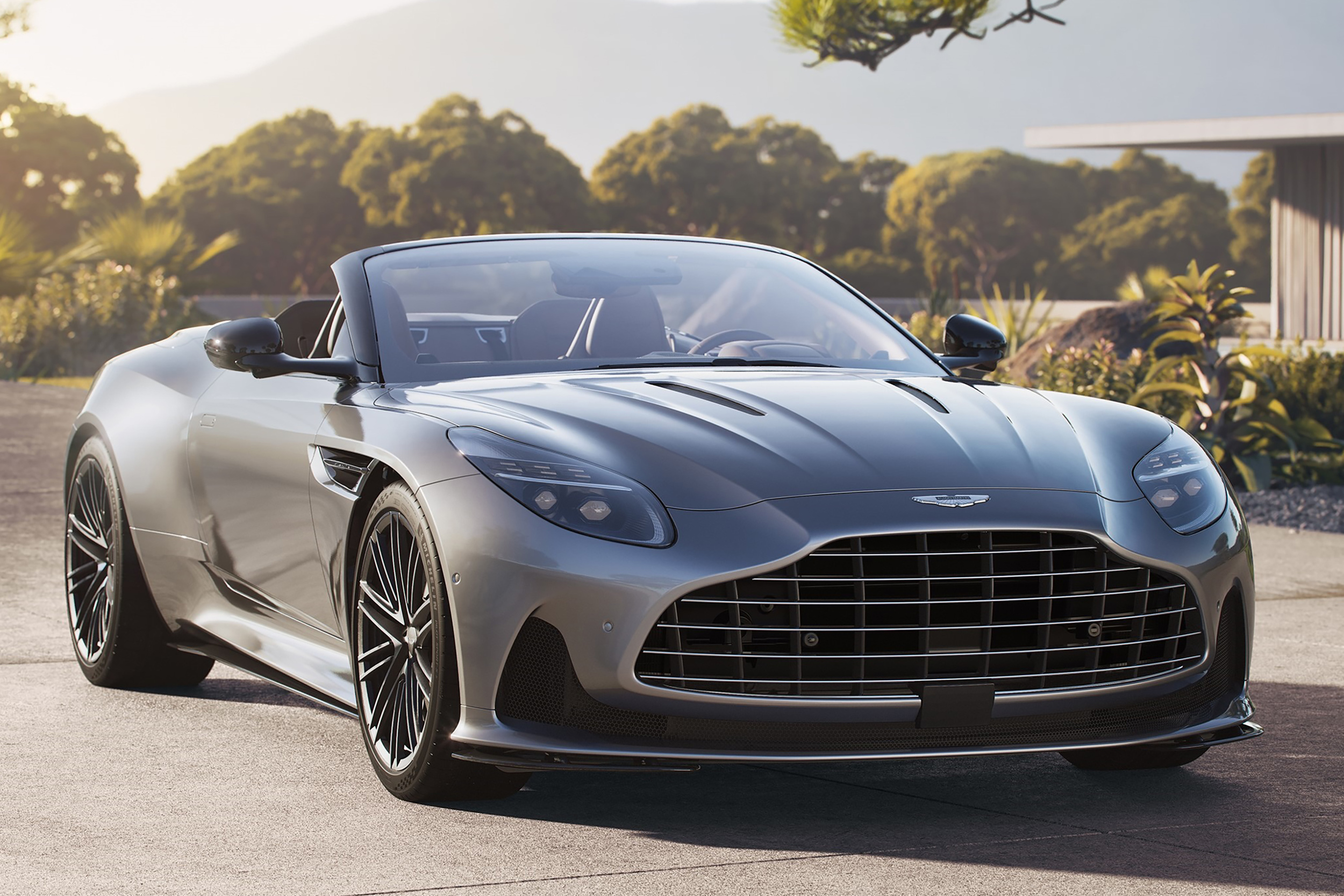 Aston Martin DB12 Volante