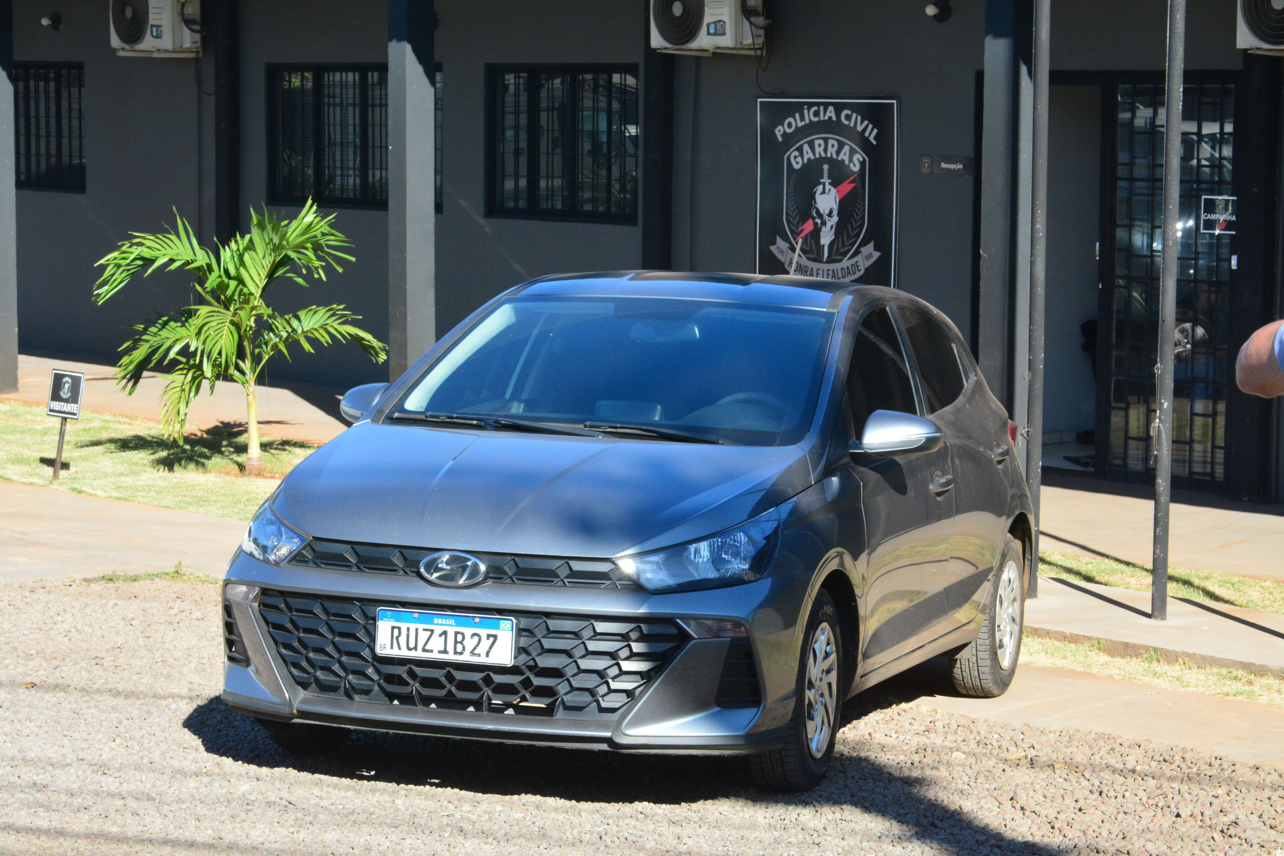 Ve&iacute;culo HB0, utilizado pelos atiradores 