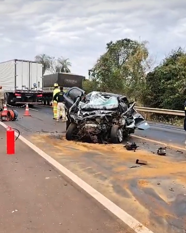 Após Velório Coletivo Em Ginásio Jovens Mortos Na Br 163 São Sepultados Correio Do Estado 0767