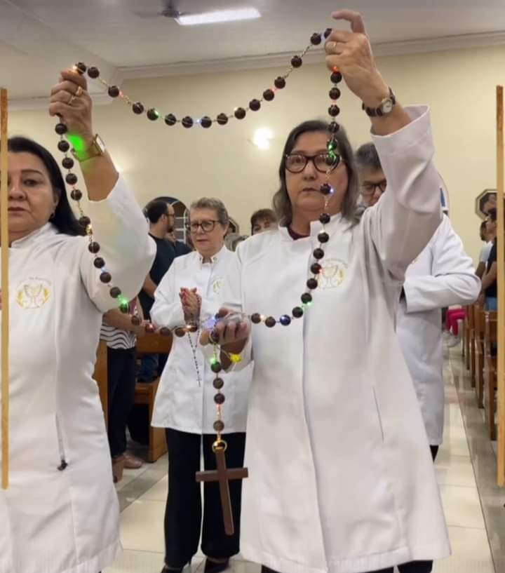     Juventude da comunidade Nossa Senhora Aparecida localizada na Avenida Tamandaré em Campo Grande