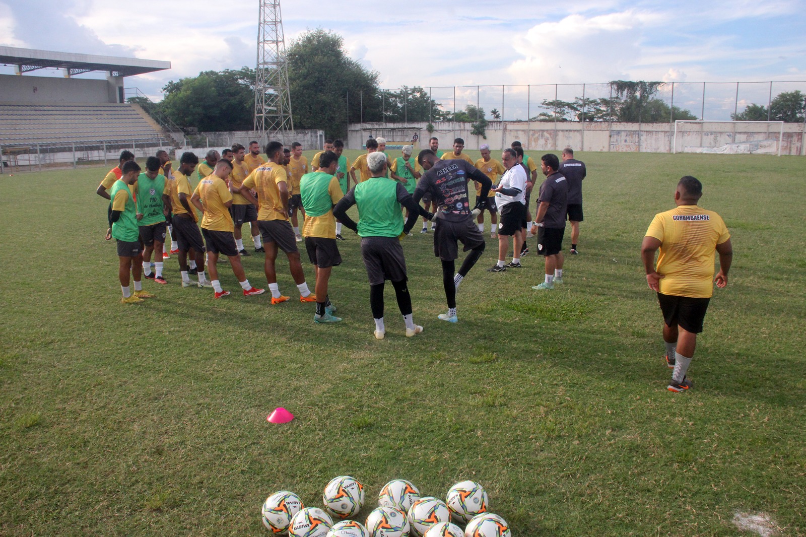 Corumbaense iniciou temporada no dia 3, mas jogadores treinam desde dezembro