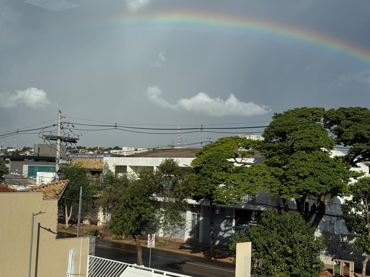 Pancadas de chuva marcaram presen&ccedil;a em Campo Grande neste domingo