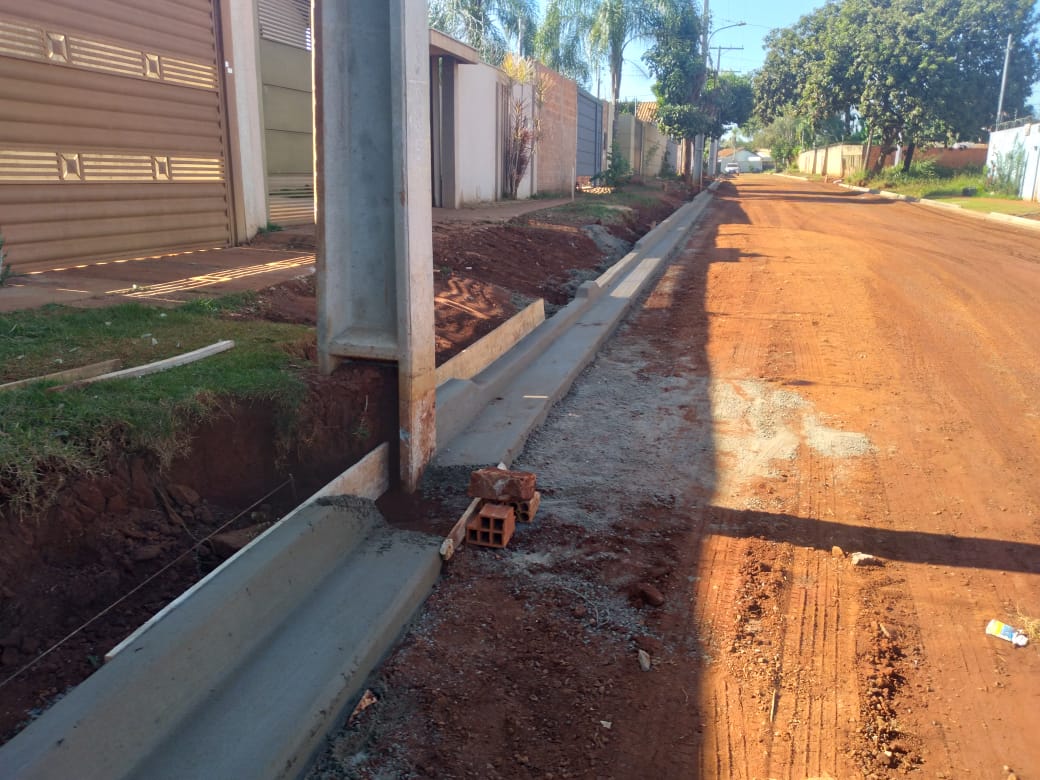 Concessionária de energia elétrica, Energisa, foi acionada e a remoção do equipamento do local já foi solicitada. 