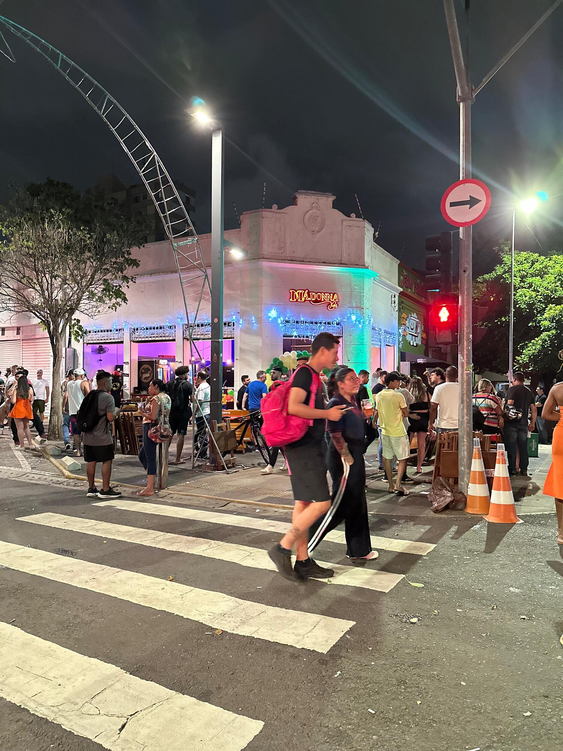 Bar é um dos vários abertos nos últimos anos na Rua 14 de Julho