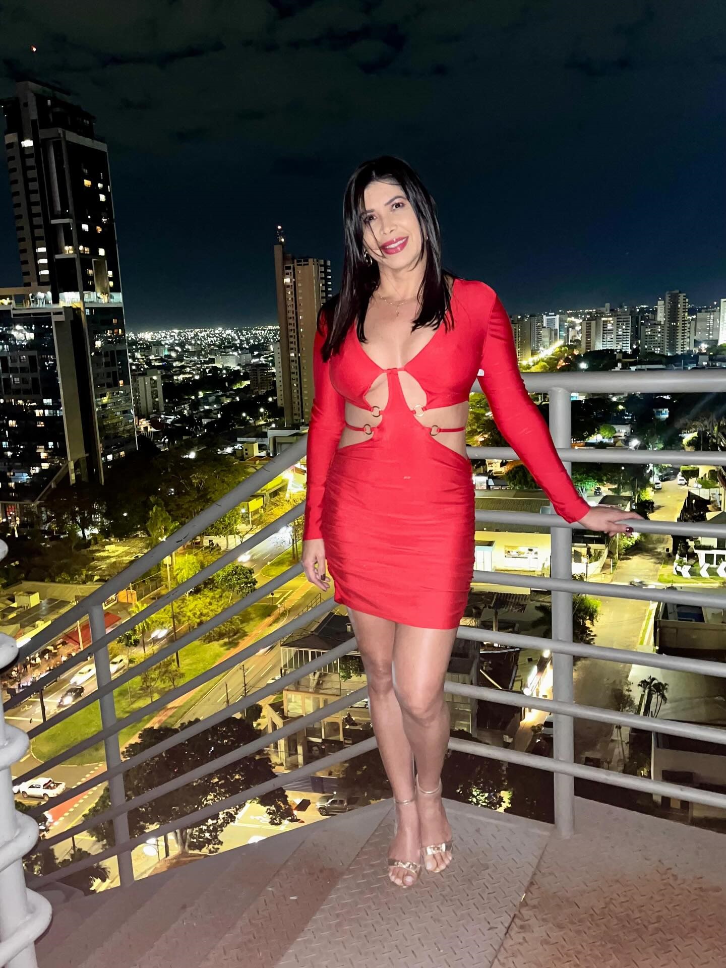 Valquíria Bernardes