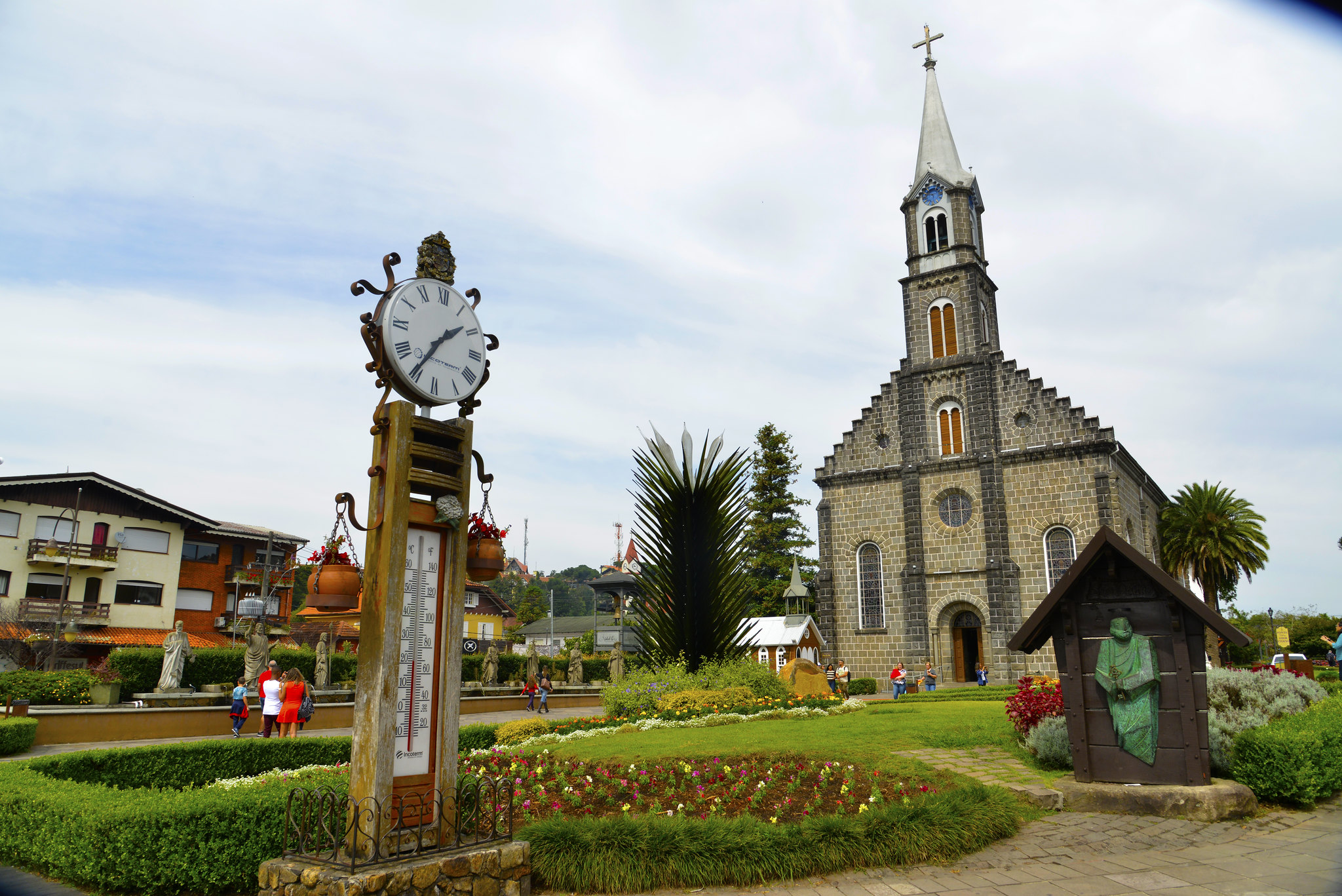 A Igreja Matriz de São Pedro, em Gramado (RS)