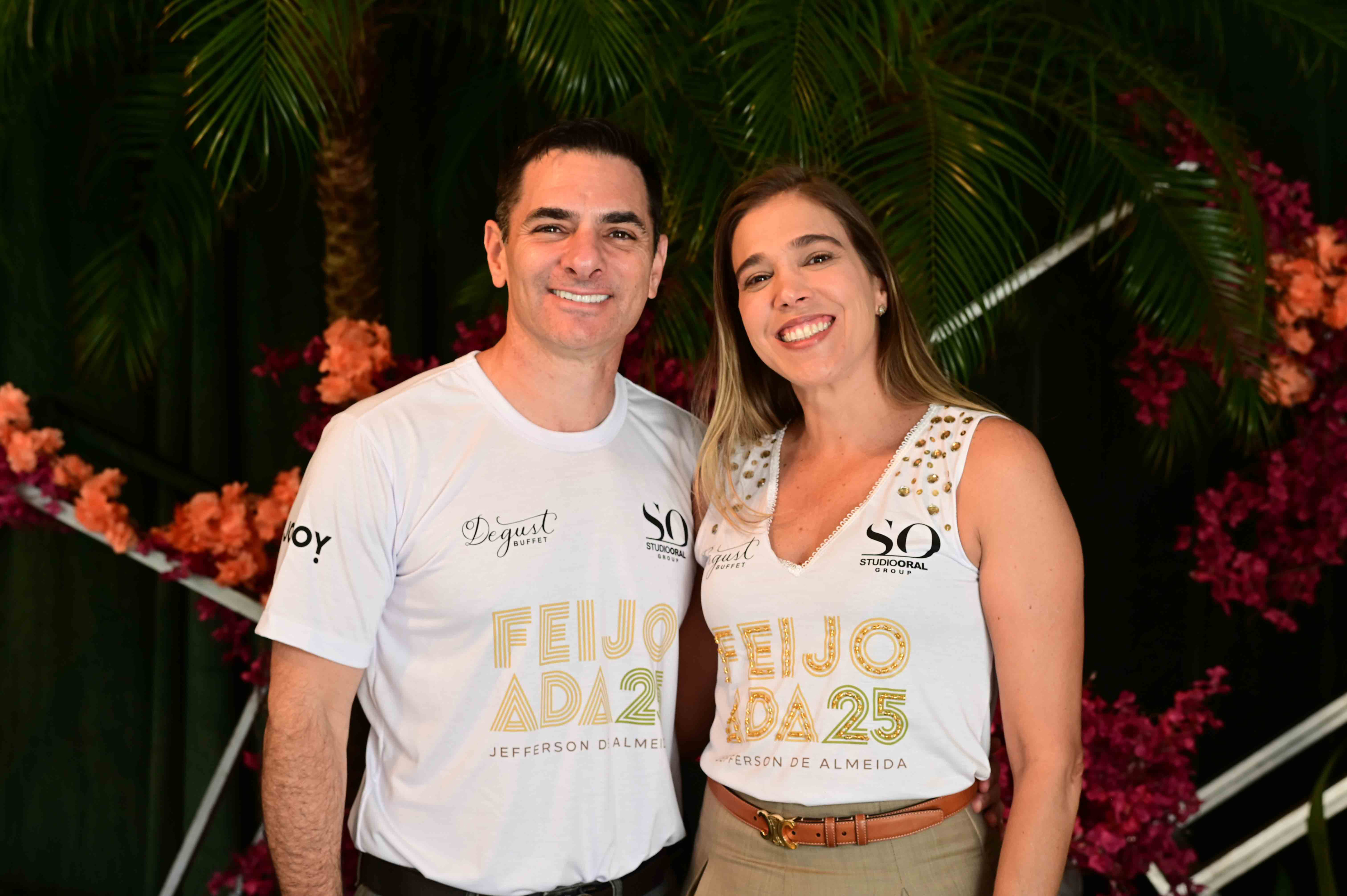 Denner de Barros e Mascarenhas Barbosa e Camila Alves Corr&ecirc;a e Mascarenhas Barbosa