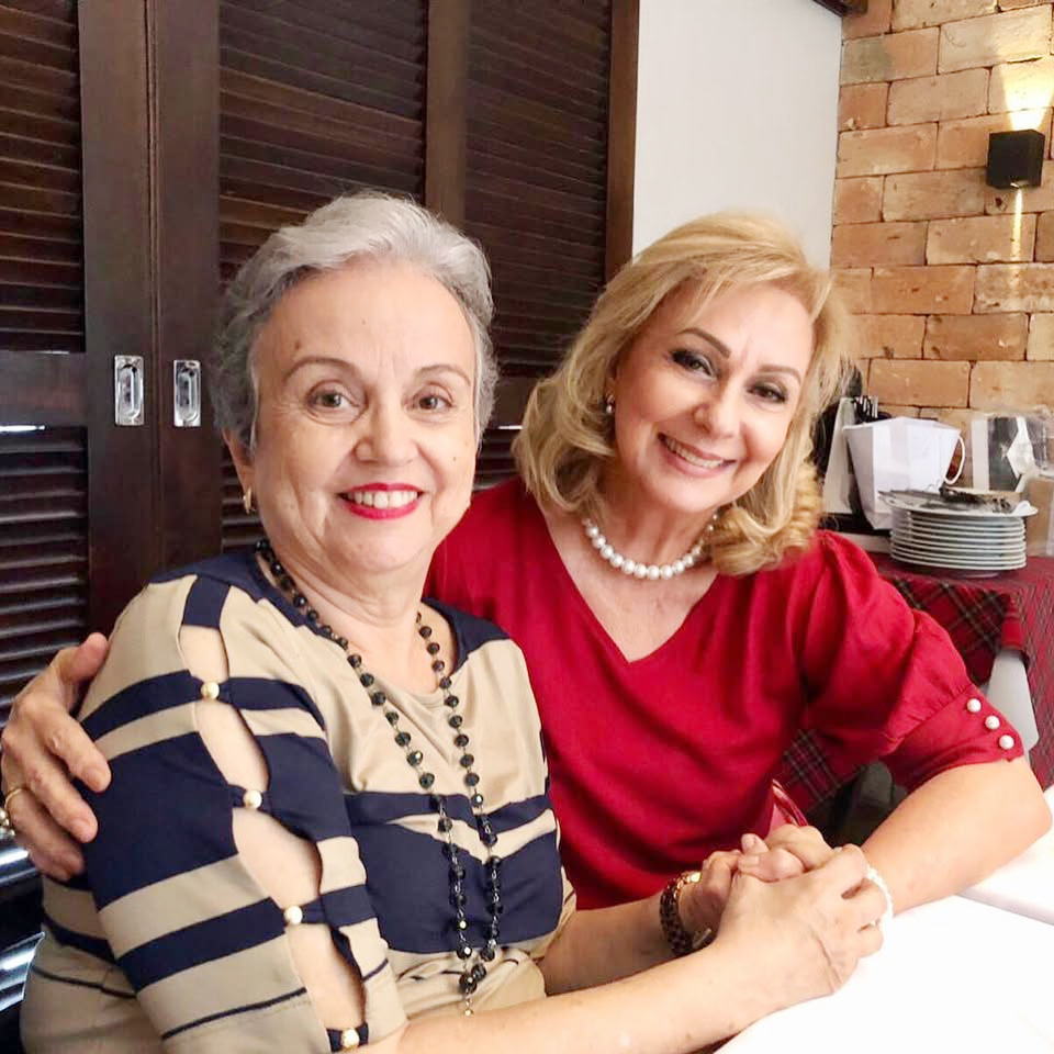 T&uacute;lia Bertoni e Jussara Palieraqui