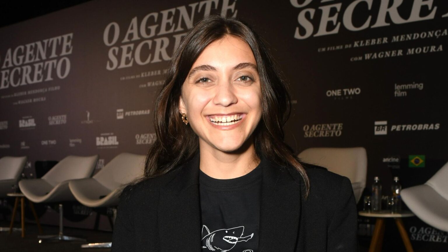 Capa da semana B+: Entrevista exclusiva com a atriz destaque em "O Agente Secreto" Isadora Ruppert