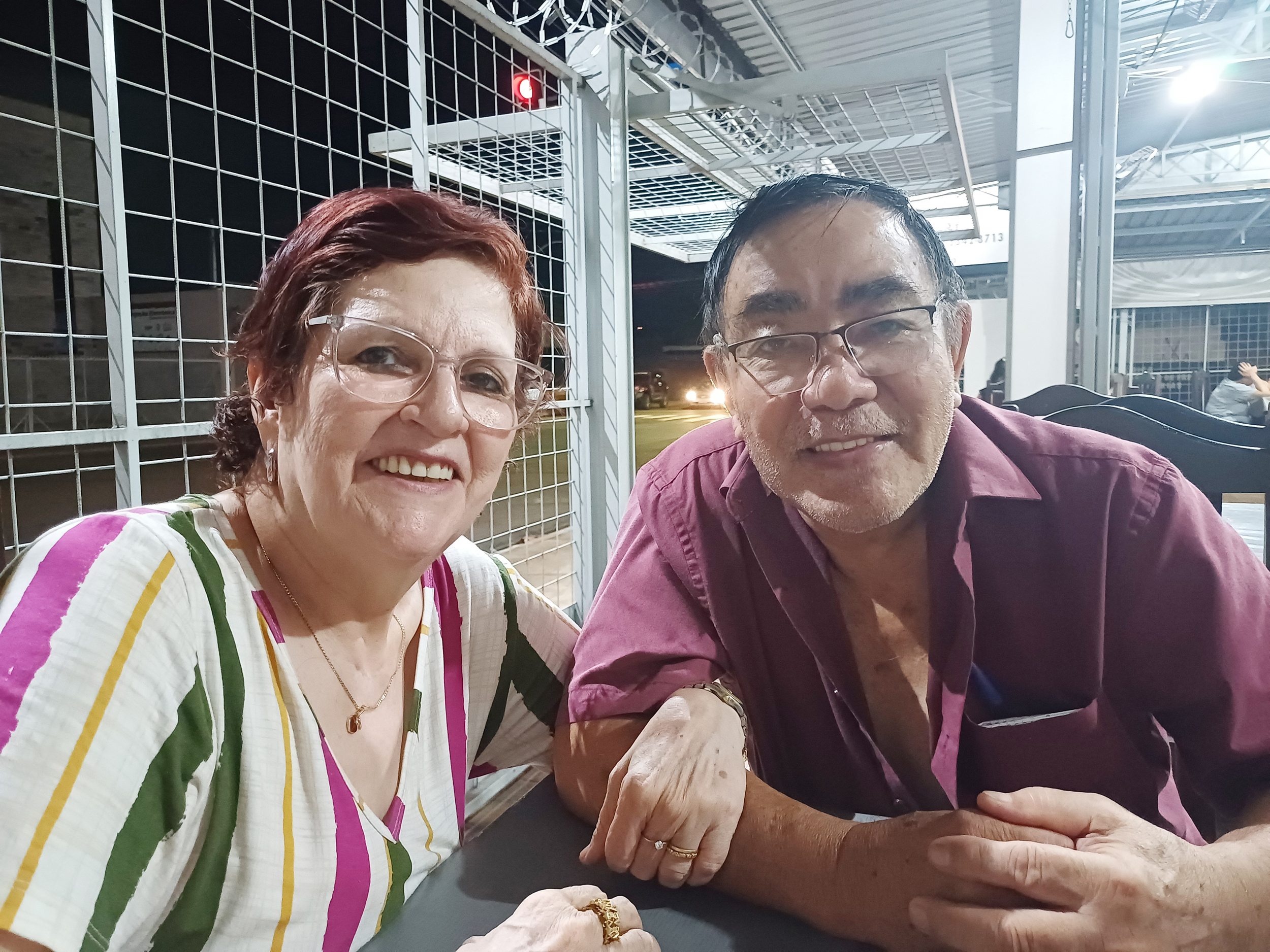 Neli Marlene Monteiro Tomari e Yosichico Tomari