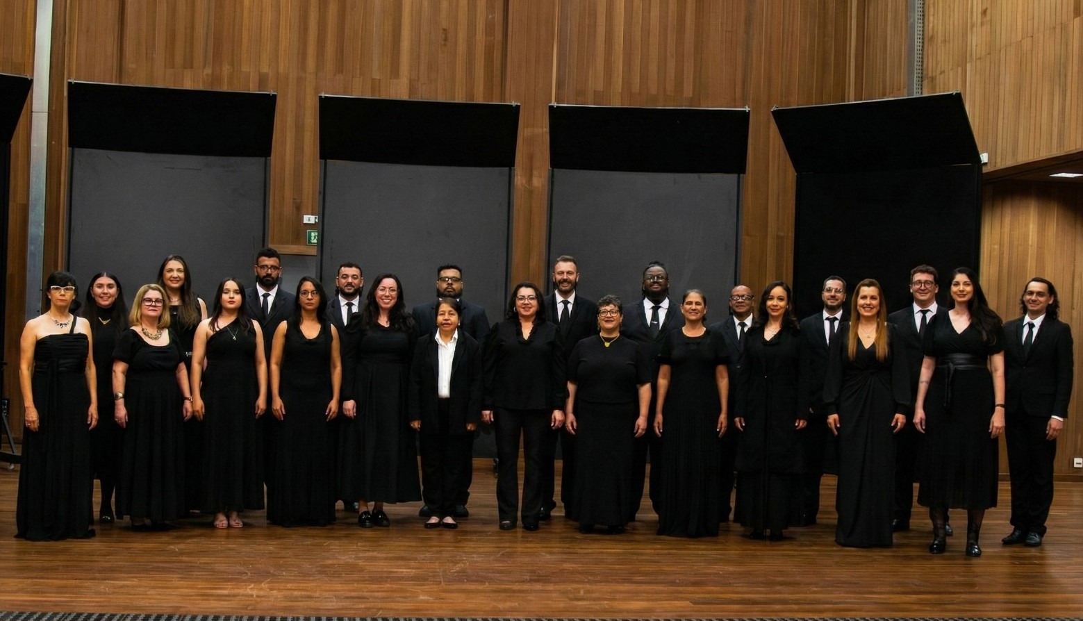 Alunos da Orquestra Jovem da Fundação Barbosa Rodrigues durante ensaio na instituição