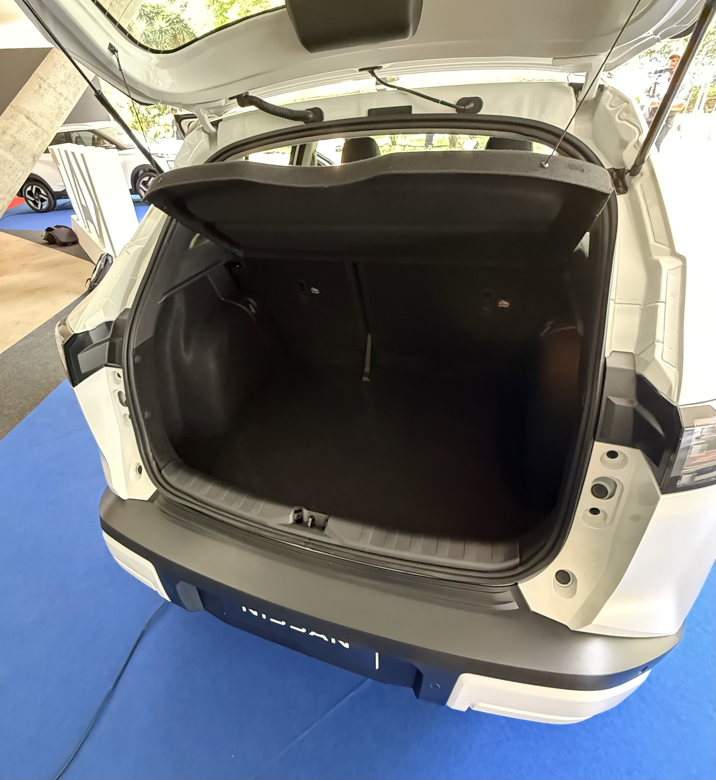 432 litros de porta malas 