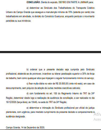 Terminal Morenão sem "uma alma viva" na manhã desta segunda-feira (15)