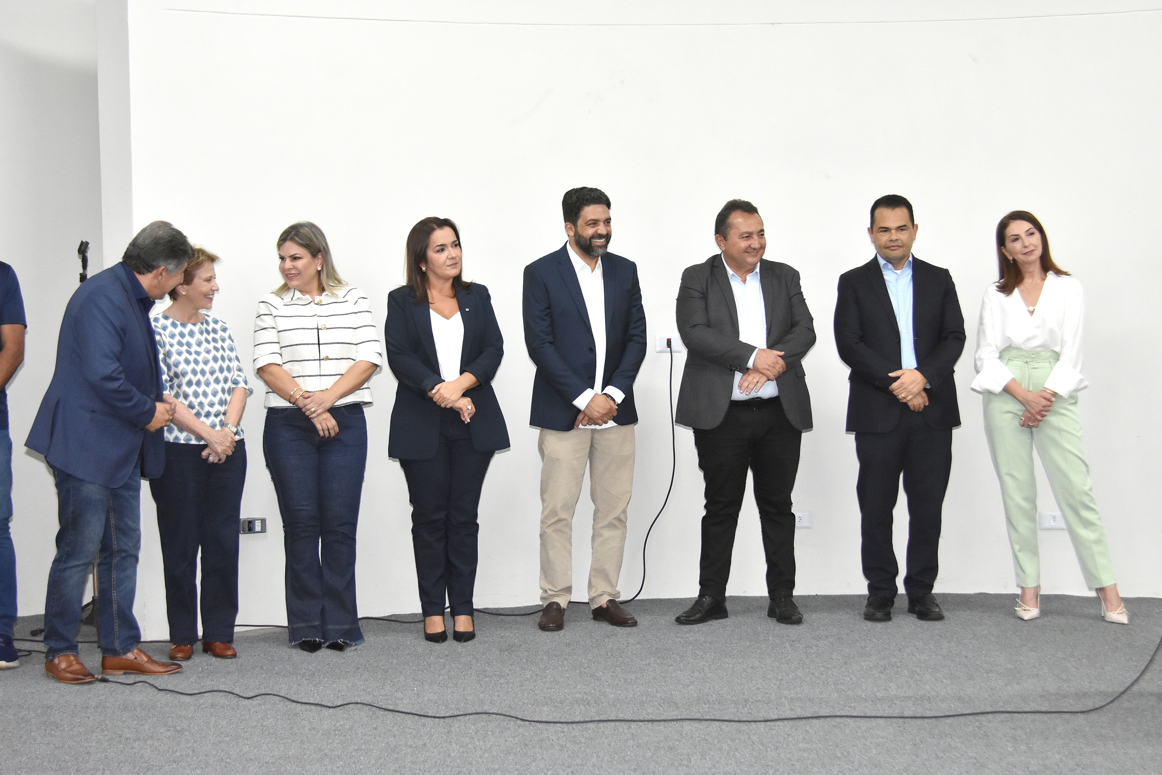 Adriane Lopes e Tereza Cristina, durante evento na prefeitura de Campo Grande